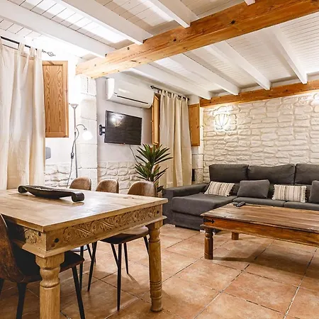Exotic Little Palace Center Apartment Alicante