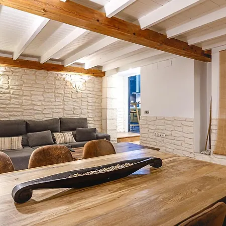 Exotic Little Palace Center Apartment *